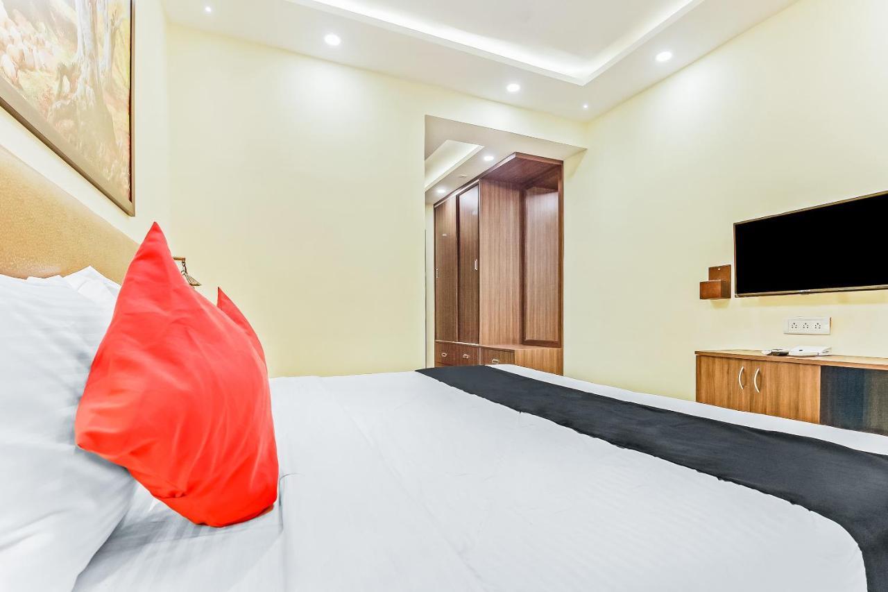 Capital O 64180 Adam'S Beach Resort Бага Екстер'єр фото